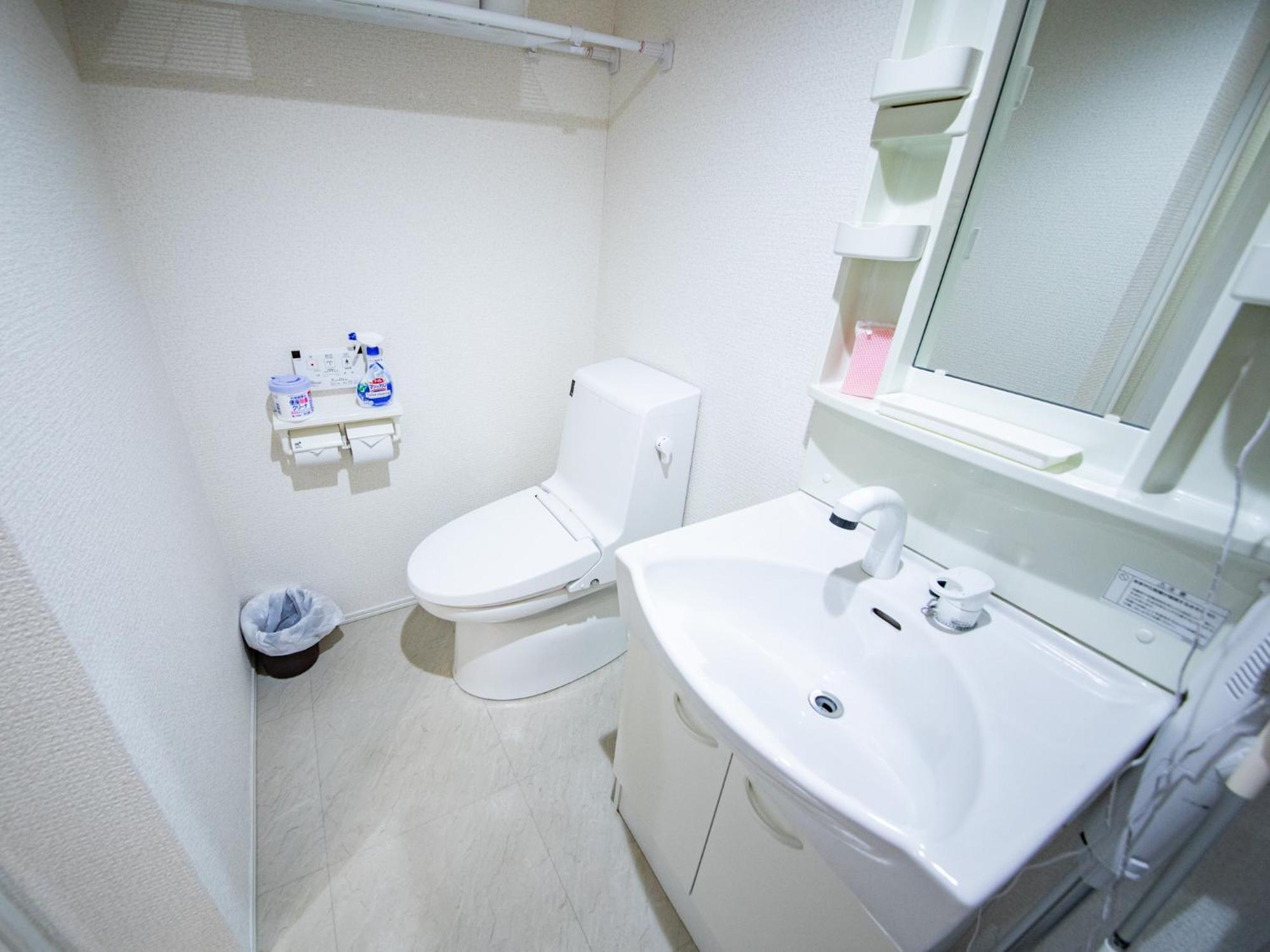 Cassini Apartment *